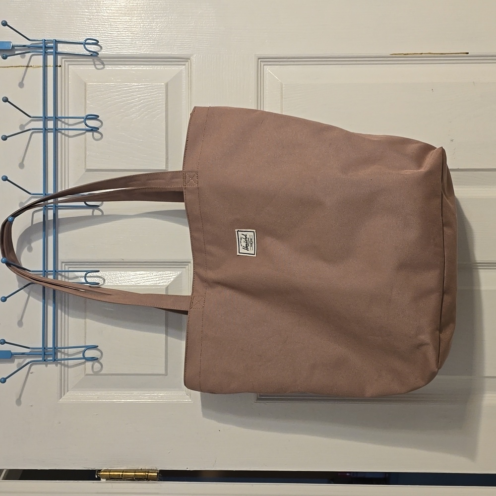 Herschel Tote